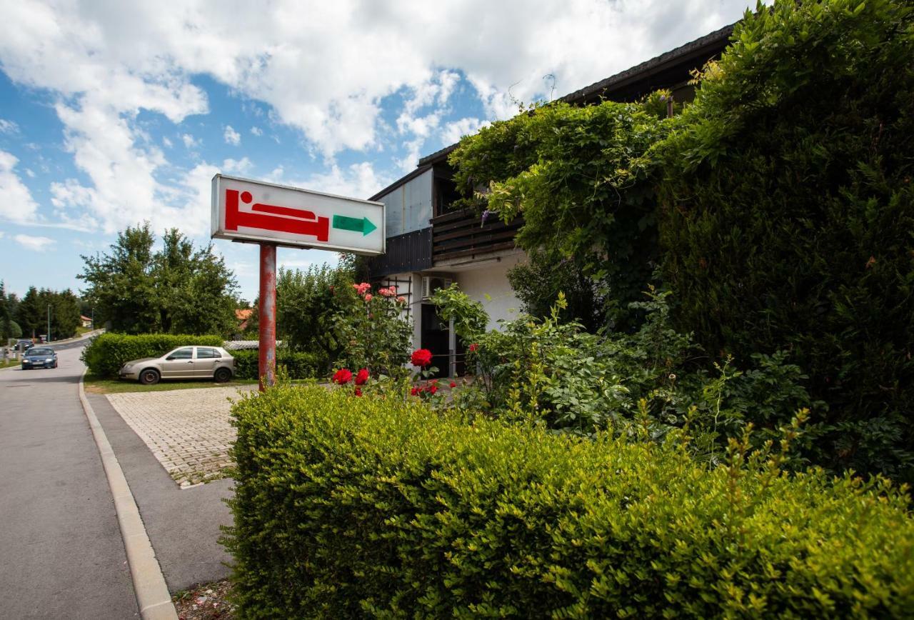 Guest House Ana.K Postojna Exterior photo